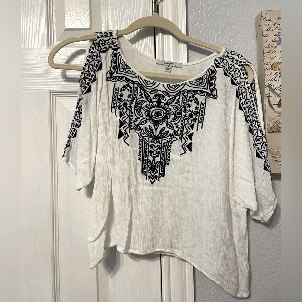 Aztec print with shoulder holes
